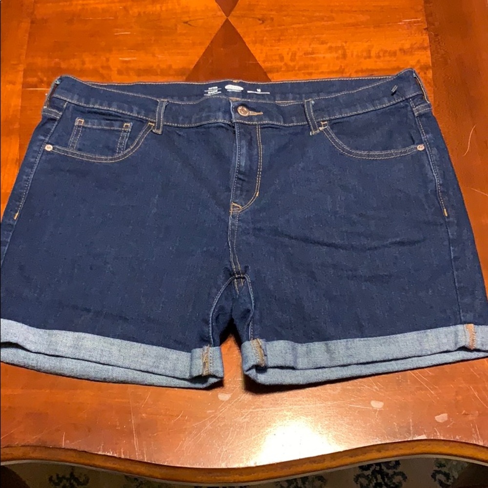 Dark blue jean shorts size 16